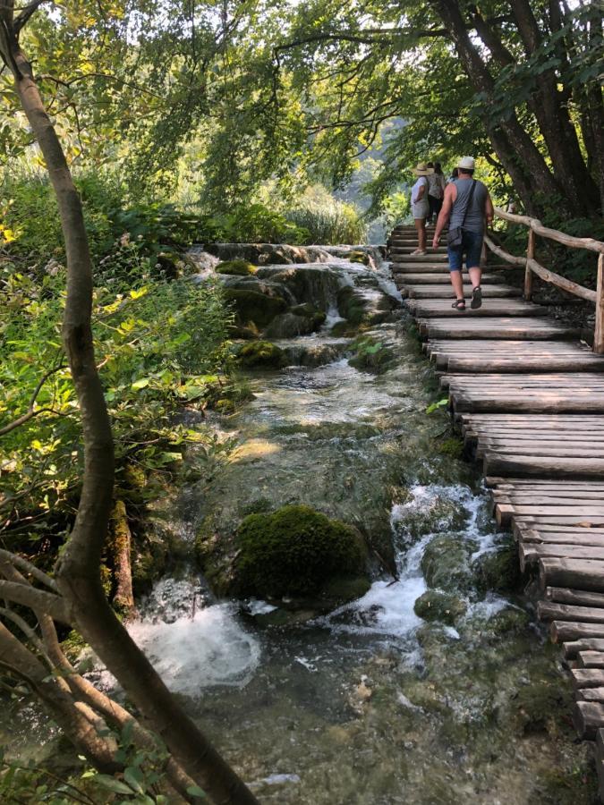 Villa Lykos Plitvice Plitvička Jezera Buitenkant foto