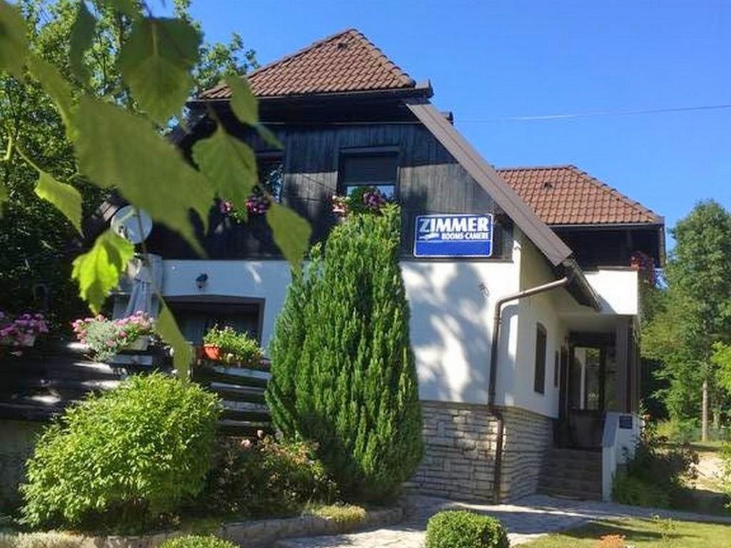 Villa Lykos Plitvice Plitvička Jezera Buitenkant foto